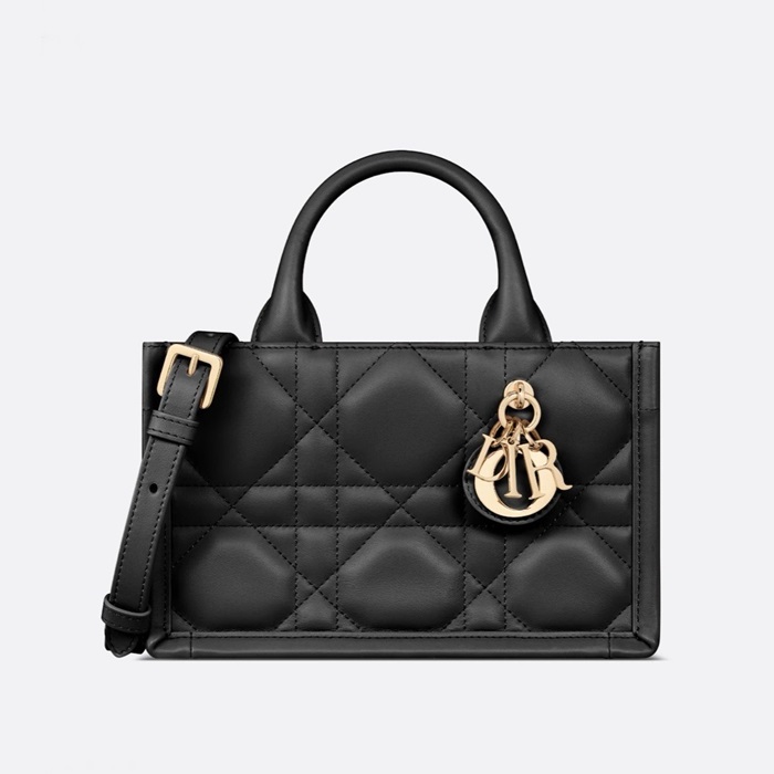 4fbde67136b2a9a5b209335b20c72344_1713685081_4881.JPG 4fbde67136b2a9a5b209335b20c72344_1713685081_4881.JPG