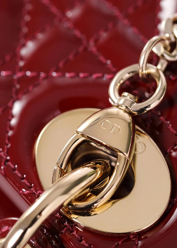 34730155e8aa84ff8a8d5f607c0fedd5_1724918513_584.jpg 34730155e8aa84ff8a8d5f607c0fedd5_1724918513_584.jpg