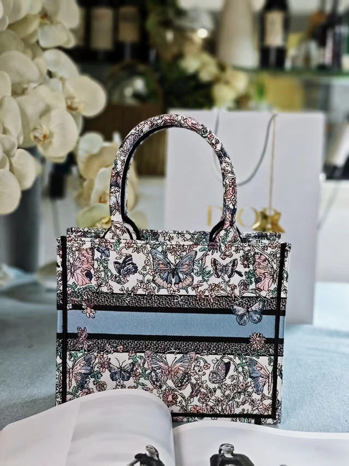 7c0918e3df33652c4b048e565673706c_1747216199_7153.jpg 7c0918e3df33652c4b048e565673706c_1747216199_7153.jpg