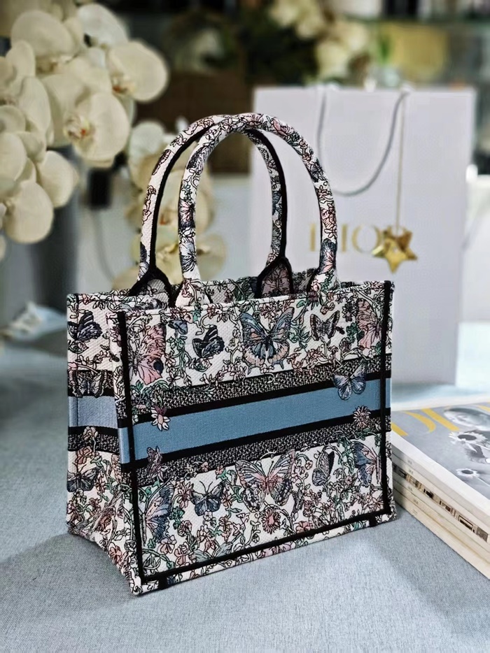 7c0918e3df33652c4b048e565673706c_1747216206_1425.jpg 7c0918e3df33652c4b048e565673706c_1747216206_1425.jpg