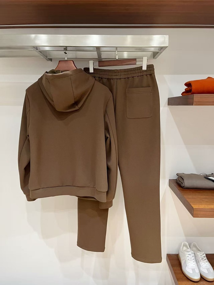 a9216c219b627f1e0da2de0ee44c2f8b_1762918219_3938.jpg a9216c219b627f1e0da2de0ee44c2f8b_1762918219_3938.jpg