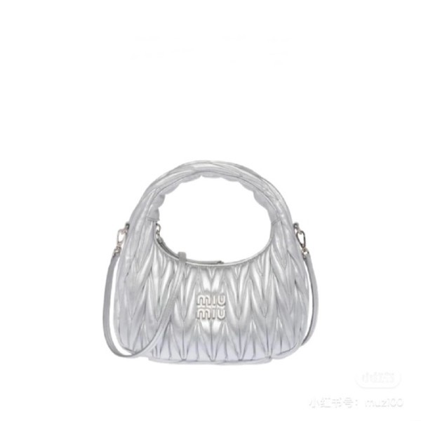 ✨미우미우 여성 실버 크로스백 - Miumiu Womens Silver Cross Bag - miu266x
