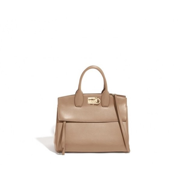 ✨페라가모 여성 베이지 크로스백 - Ferragamo Womens Beige Cross Bag - sf42x