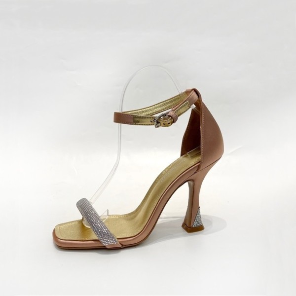✨루이비통 여성 베이지 하이힐 - Louis vuitton Womens Beige High-heels - lv1365x