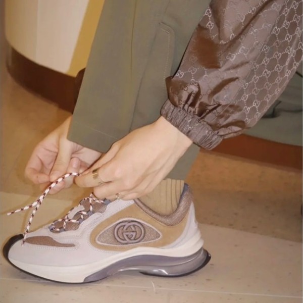 ✨구찌 남/녀 GG 카멜 라이톤 - Gucci Unisex Camel Sneakers- gu942X