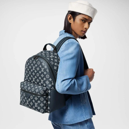 루이비통 남성 디스커버리 백팩 M24760 Louis vuitton Mens Black Back Pack