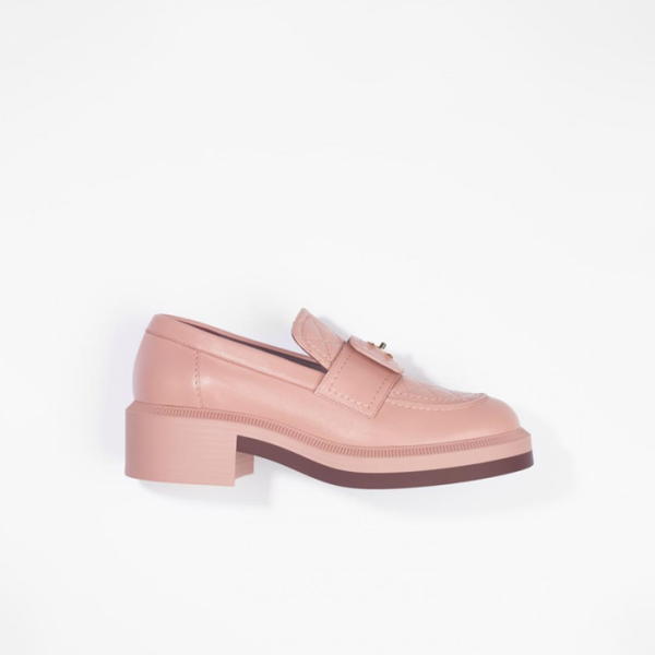 ✨샤넬 여성 CC로고 턴락 퀼팅 로퍼 G38147 【매장-180만원대】 - Chanel Womens Pink Loafer - ch558x