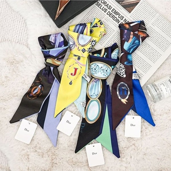 ✨크리스찬디올 쥬얼리 방도 스카프 - cd66x