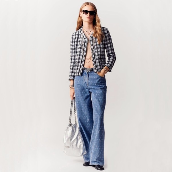 ✨샤넬 여성 트렌디 실버 22백 - Chanel Womens Silver 22 Bag - chb08x