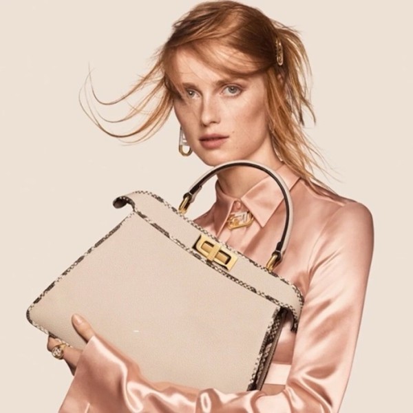 ✨펜디 여성 화이트 피카부백 - Fendi Womens White Peekaboo - feb171x