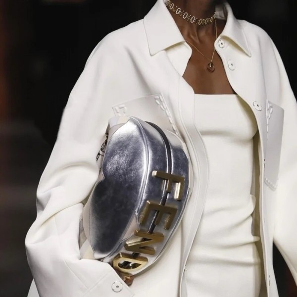 ✨펜디 여성 실버 그라피 백 - Fendi Womens Graphy Bag - feb204x