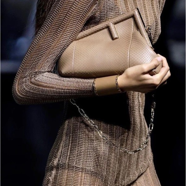 ✨펜디 여성 카멜 퍼스트 백 - Fendi Womens First Bag - feb235x