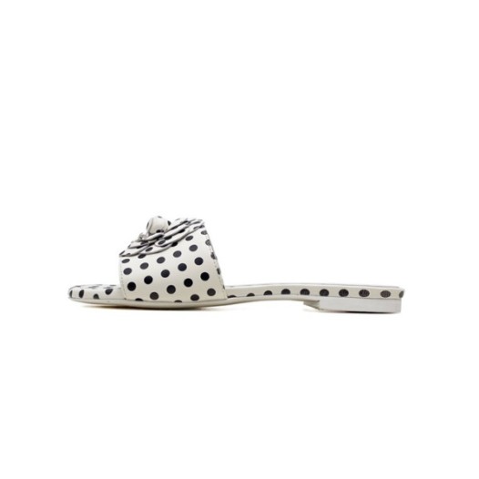 ❤샤넬 여성 까멜리아 화이트 뮬 - Chanel Womens White Slippers - chs350x