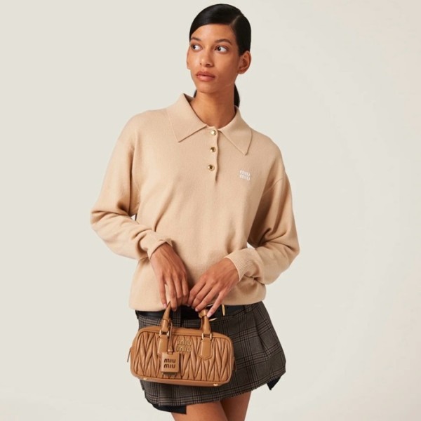 ✨미우미우 여성 아이보리 폴로 니트 - Miumiu Womens Ivory Knits - mic497x