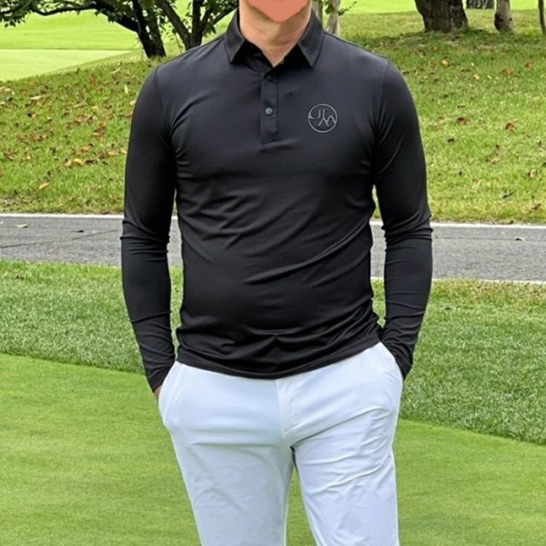 ✨[UTAA] 유타 남성 픽셀 언발 로고 롱슬리브 티셔츠 - gol126x