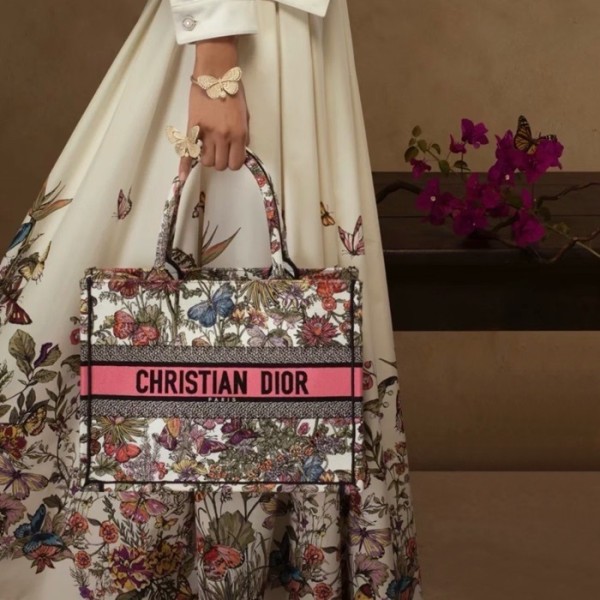 ✨디올 여성 자수 북토트 M1296 - Dior Womens Book Tote - dib2024x