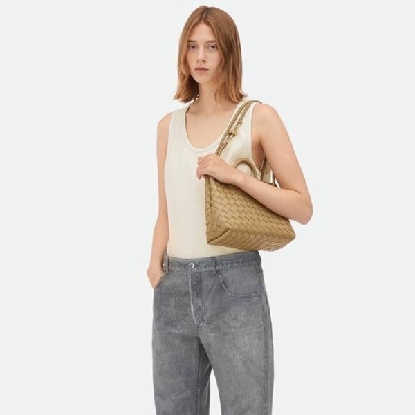 ✨보테가베네타 여성 베이지 안디아모 - Bottega Veneta Womens Andiamo - bvb2293x