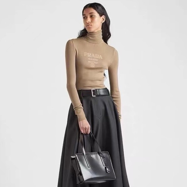 ✨프라다 여성 터틀넥 니트 - Prada Womens Turtle-neck Knitwear - prc2825x