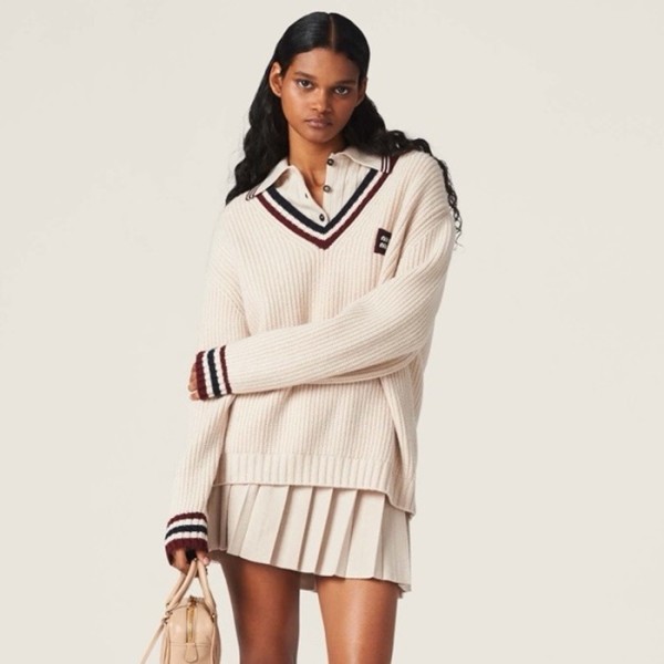 ✨미우미우 여성 브이넥 니트 - Miumiu Womens V-neck Knitwear - mic2956x