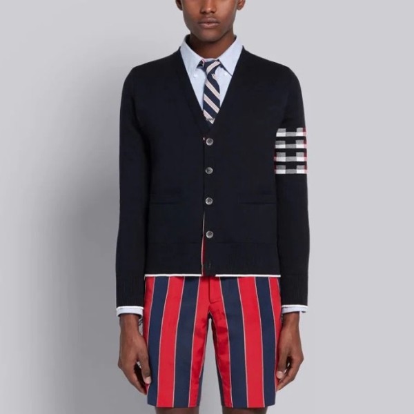 ✨톰브라운 남성 브이넥 가디건 - Thom Browne Mens V-neck Cardigan - thc3090x