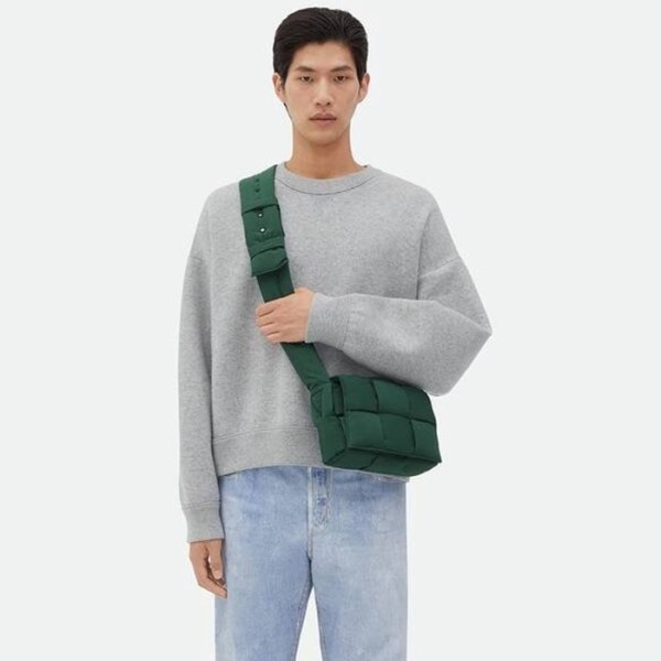 ✨보테가베네타 남/녀 스몰 패디드 테크 카세트 - Bottega veneta Unisex Small Padded Tech Cassette - bvb5937x