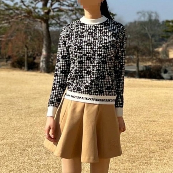 ✨[Pearly Gates] 파리게이츠 여성 트위드패턴 플라워 스웨터 - gol1898x
