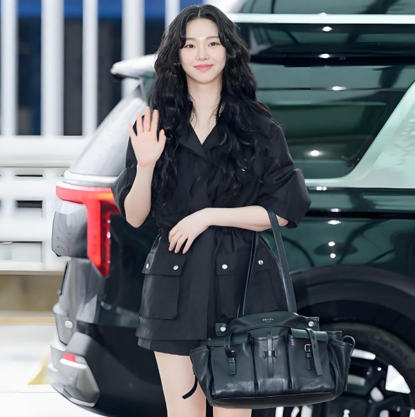 프라다 소희 이세영 카리나 루트 라지 가죽 남여 토트백 - Prada Womens Root Large Leather Tote Bag