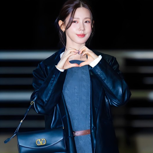 발렌티노 미연 가라바니 드베인 스몰 숄더백 Valentino Womens