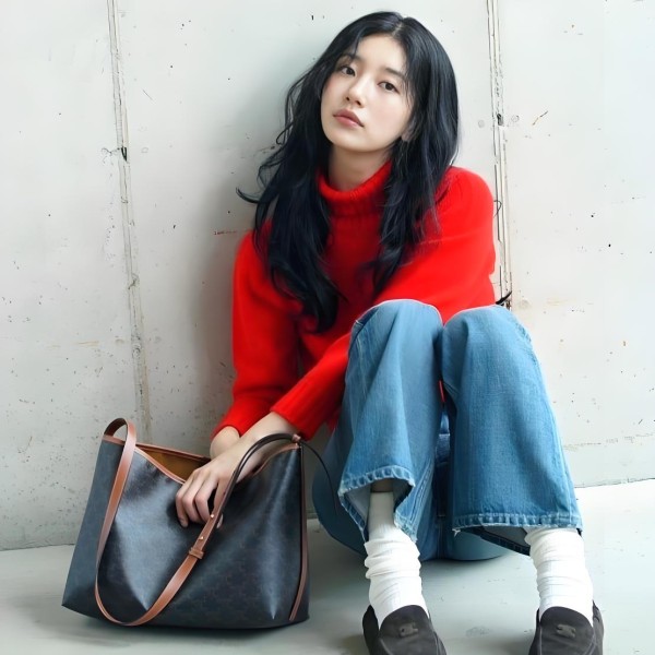셀린느 수지 소프트 쇼퍼백 탠 트리옹프 캔버스 Celine Womens Shoulder Bag