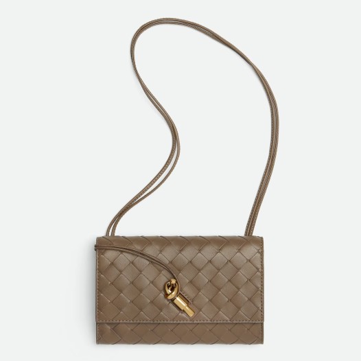 보테가베네타 여성 안디아모 스트랩 파우치 파인콘 Bottega veneta Womens