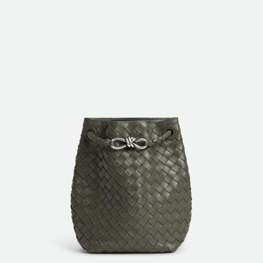보테가베네타 여성 안디아모 스몰 램스킨 버킷백 피클 Bottega veneta Womens