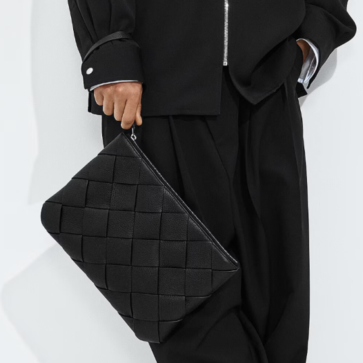 보테가베네타 남여 디아고 라지 파우 클러치 백 블랙 Bottega Veneta Bag
