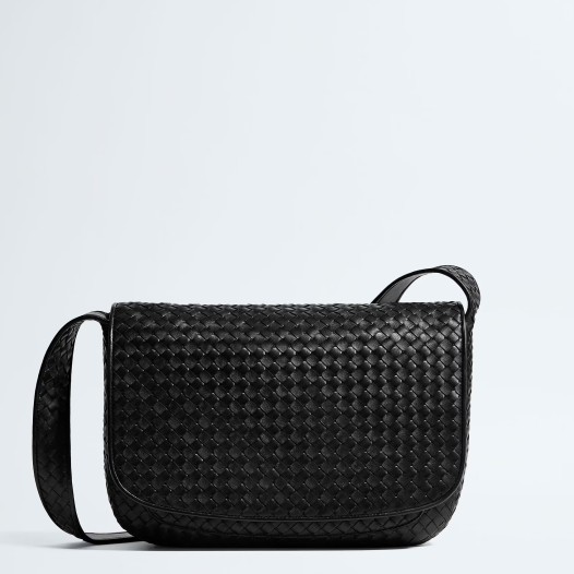 보테가베네타 남성 라지 베네토 플랩 메신저 백 블랙 Bottega veneta Backpack