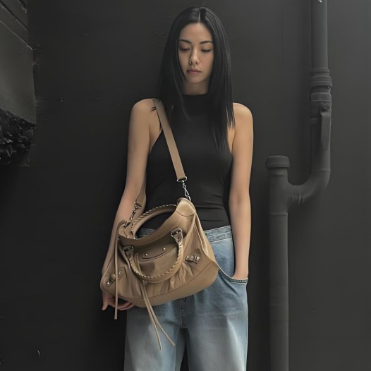발렌시아가 나나 여성 르 시티 백 미디엄 Balenciaga Bag